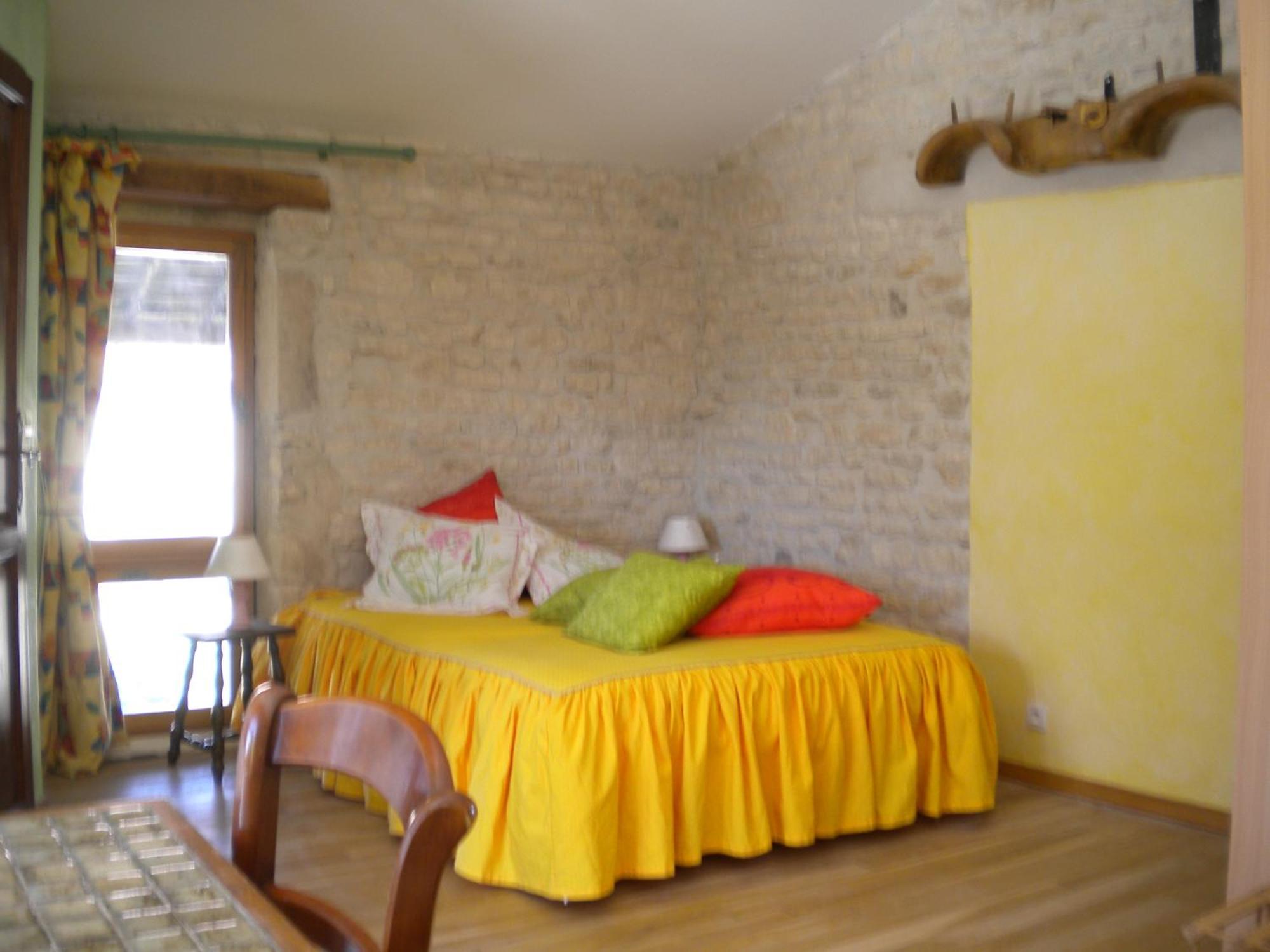 Apartamento Au col de Cygne Blanzac-les-Matha Exterior foto