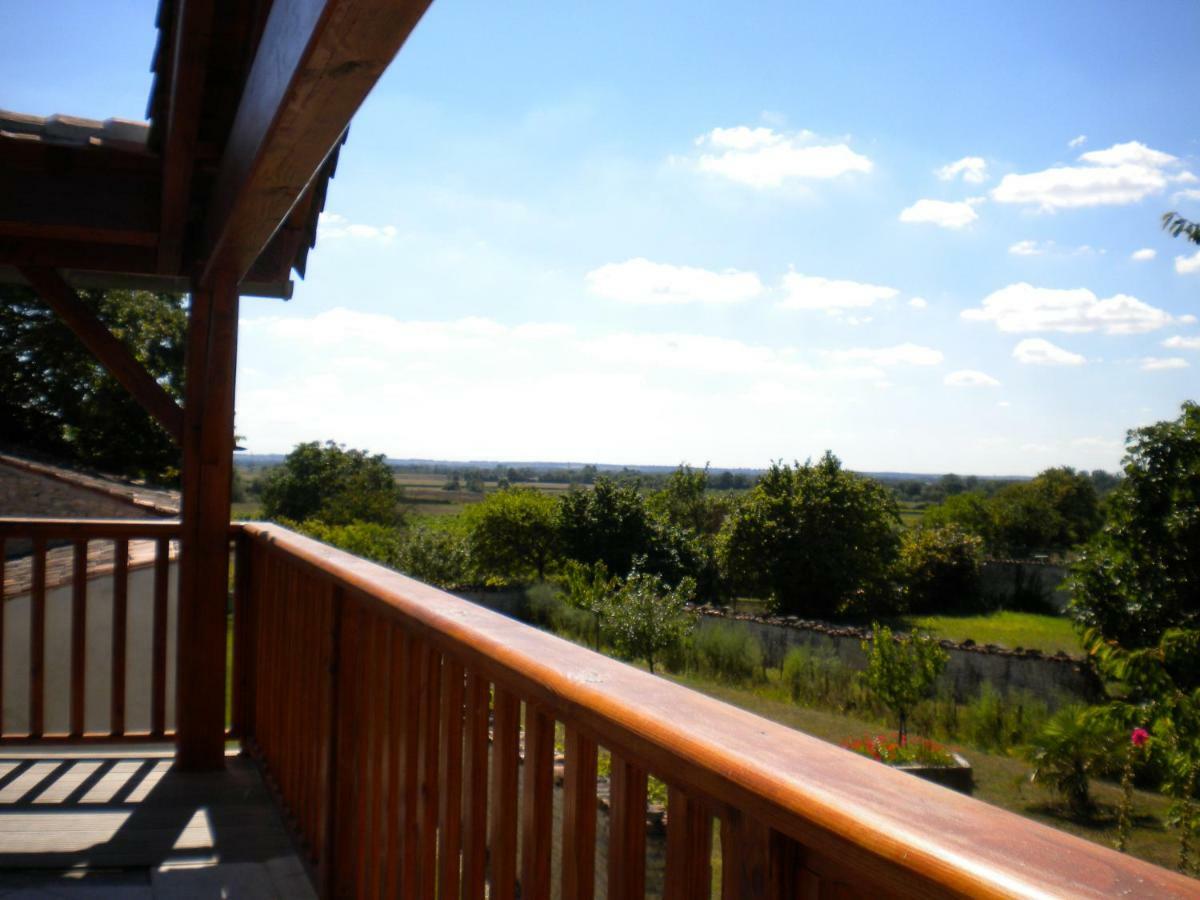 Apartamento Au col de Cygne Blanzac-les-Matha Exterior foto